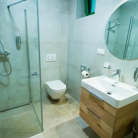 Pust Rekreacne Stredisko Üdülőközpont *