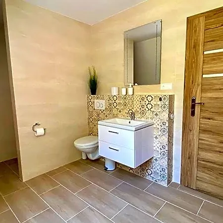 منتجع Pust Rekreacne Stredisko بريفيدزا